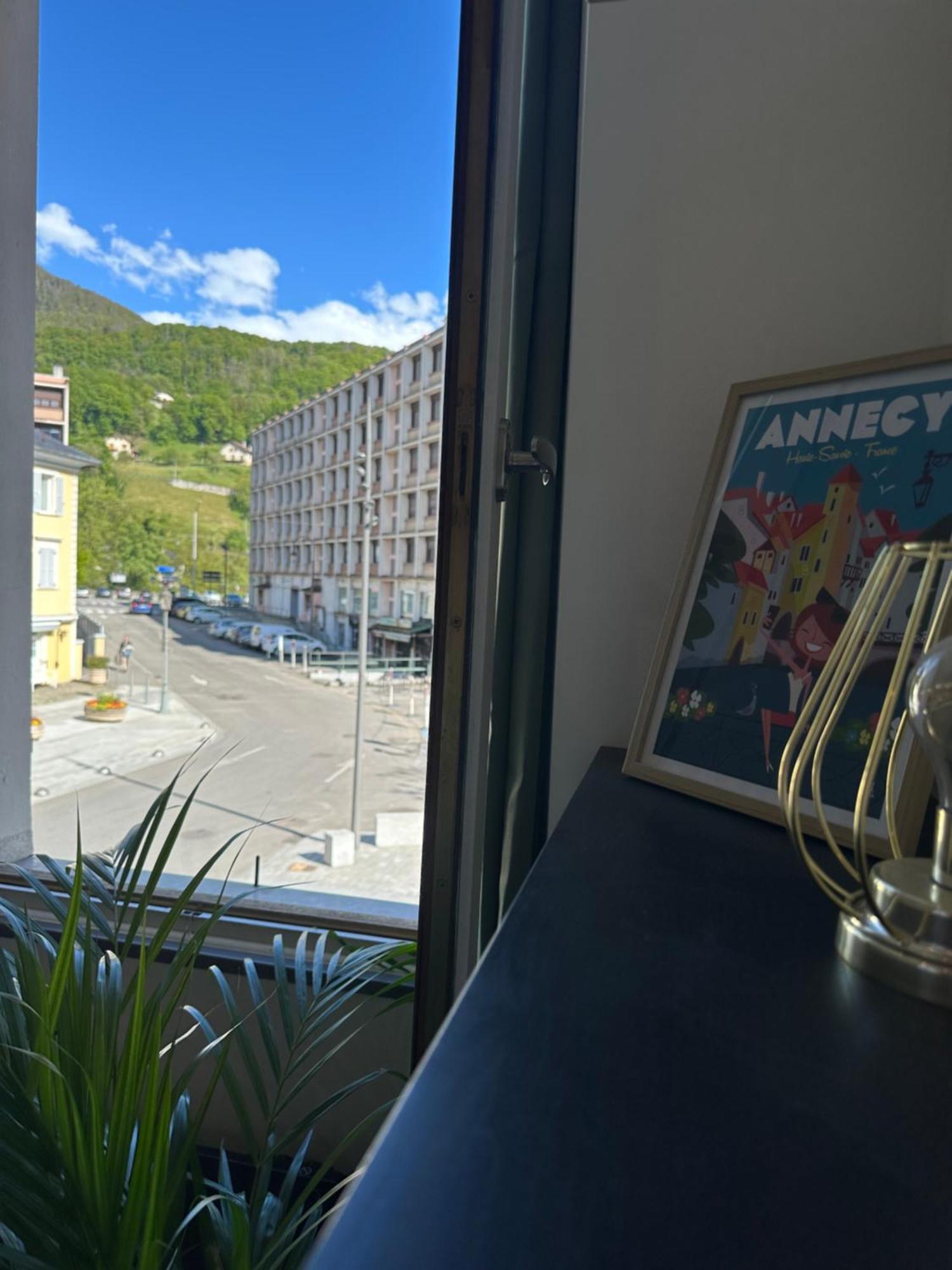 Le Refuge T3 Centre Ville 63M2 Pied Des Montagnes Albertville Exterior photo